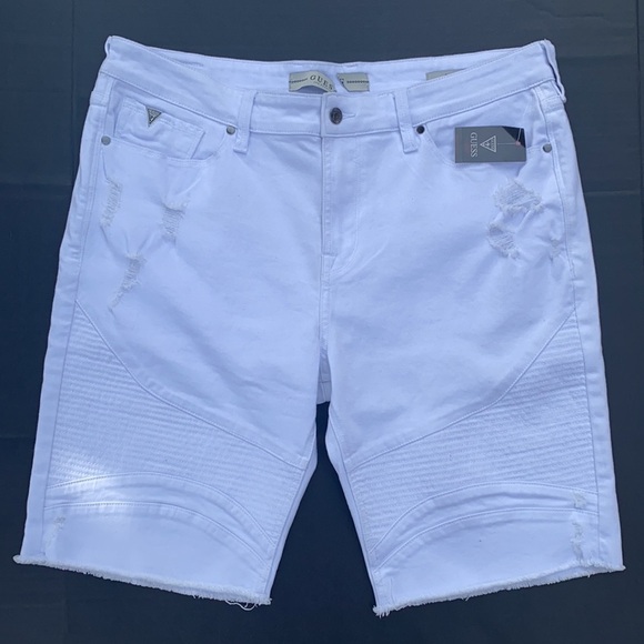 Brand New GUESS White Slim Short SZ 38 - Picture 1 of 10